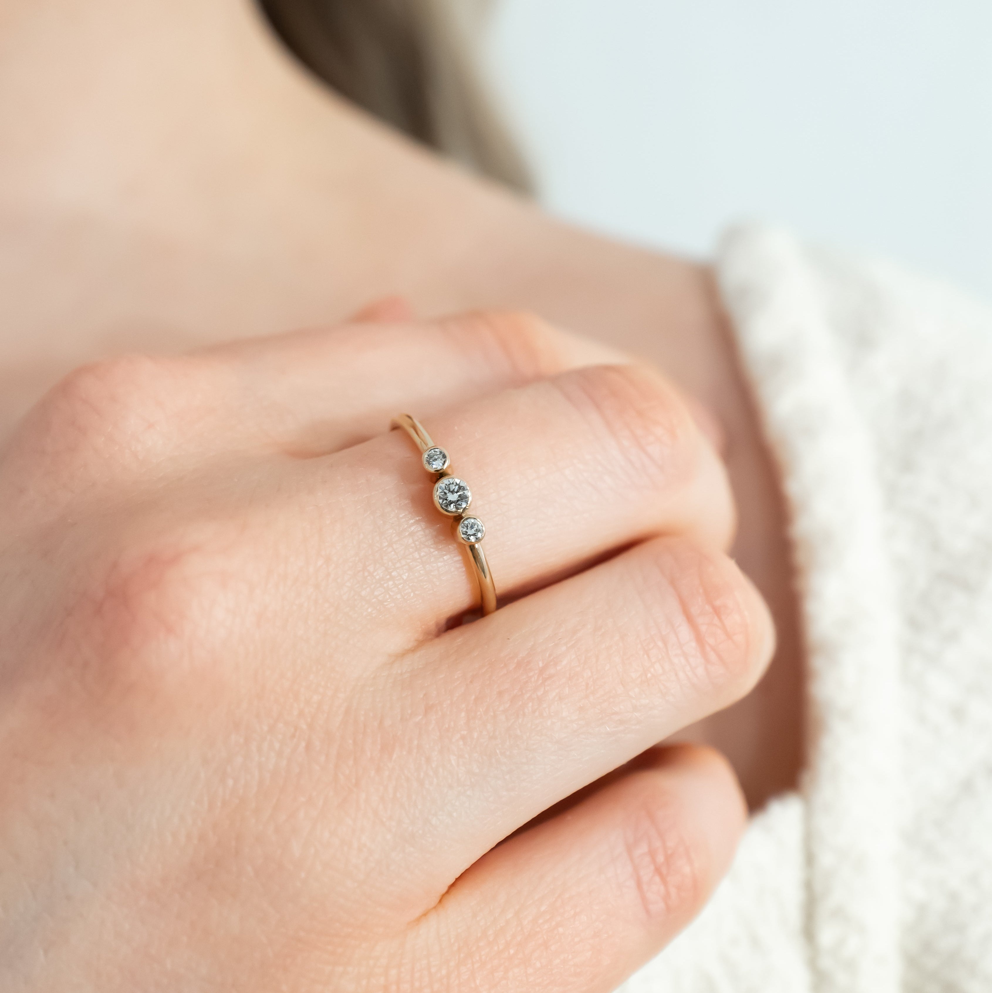 9ct Gold ring with 3 Lab Diamonds