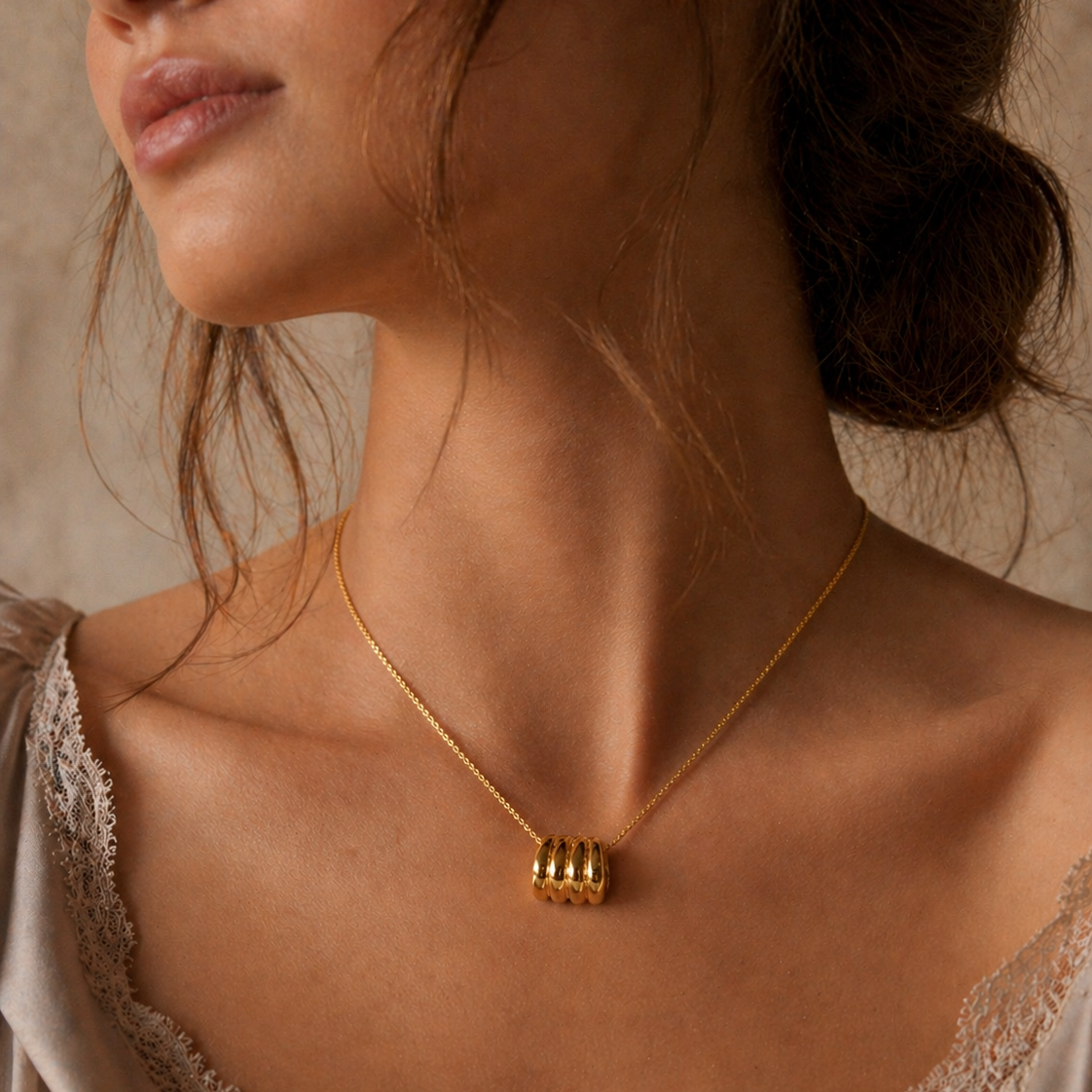 Luna Pendant