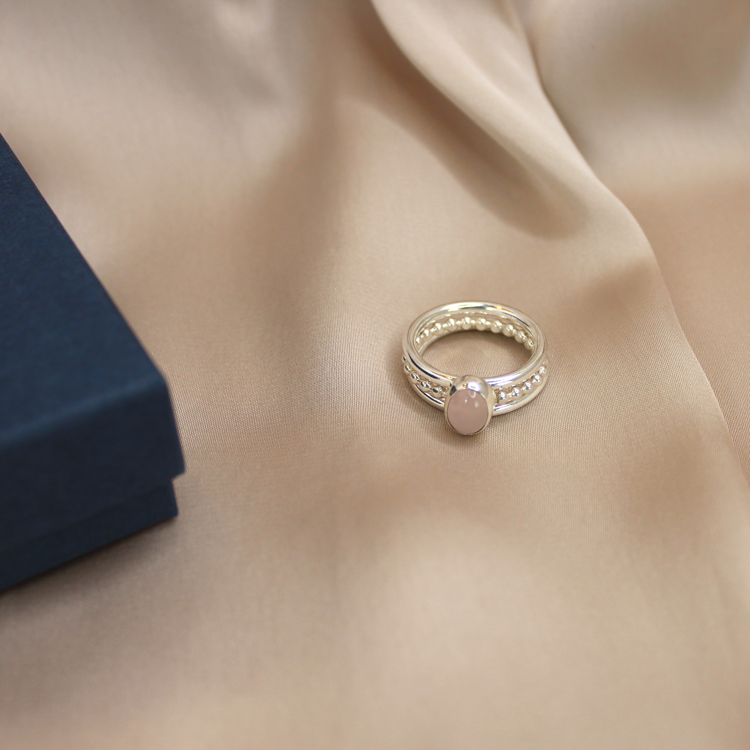 Amora Ring