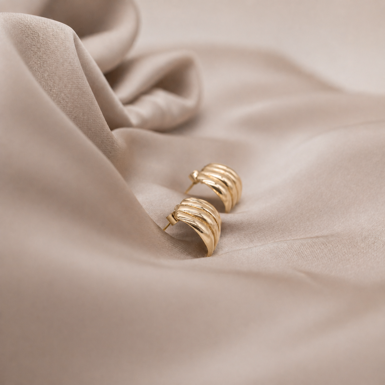 Luna Earrings